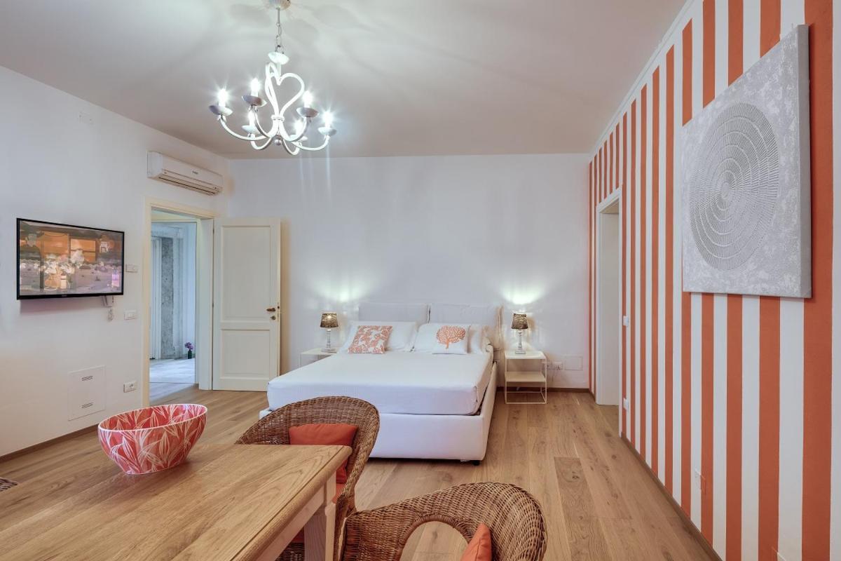 Rambaldi Apartments In Casa Nr 6 With Shared Terrace Bardolino Bagian luar foto