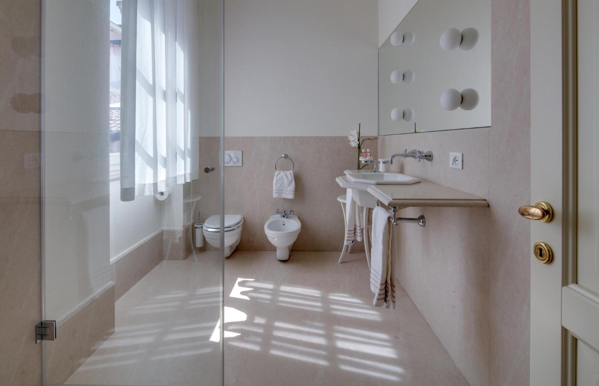 Rambaldi Apartments In Casa Nr 6 With Shared Terrace Bardolino Bagian luar foto
